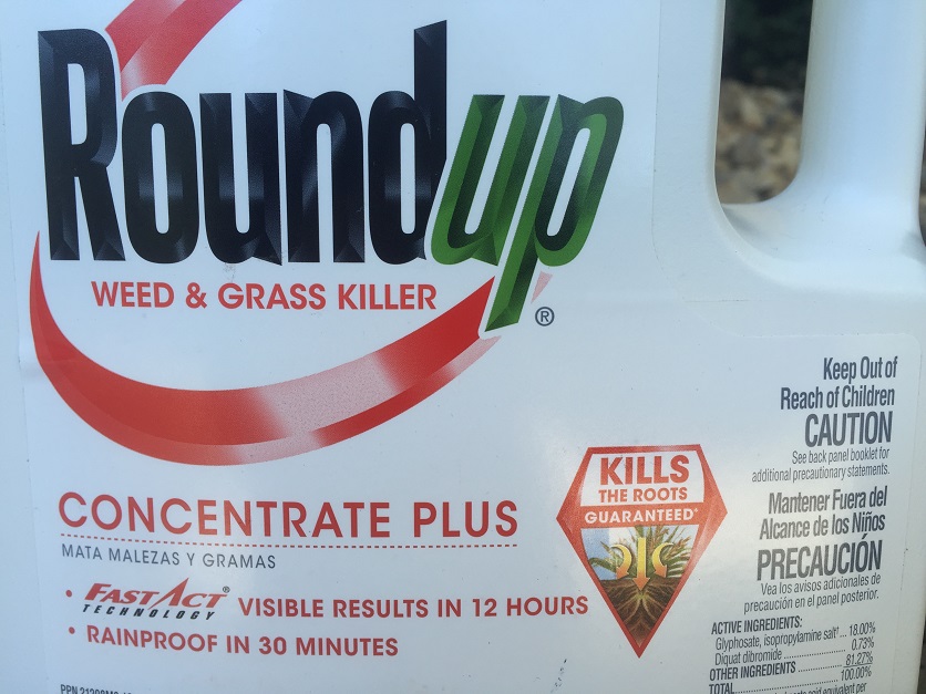 Roundup_Monsanto_pesticide