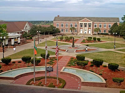 FLORIDA-AM-UNIVERSITY-Coleman-lib-836x627.jpg