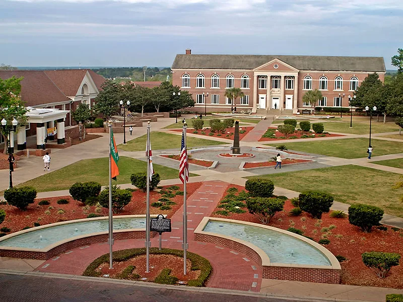 FLORIDA-AM-UNIVERSITY-Coleman-lib-836x627.jpg