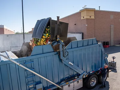 FoodWasteDumpTruck-Denali.jpg