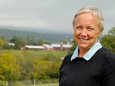Hannah Smith-Brubaker.jpg