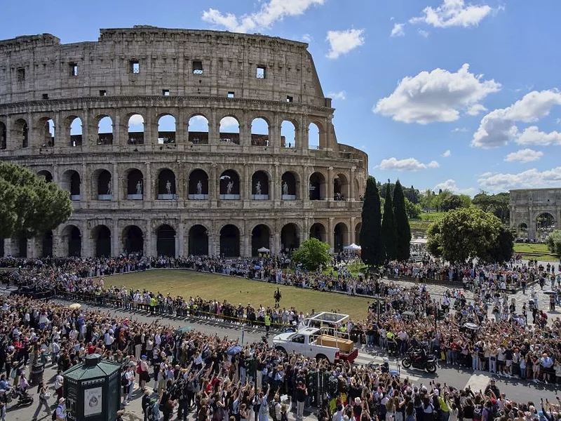 Rome-Colosseum-AP.jpg