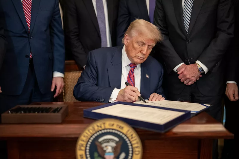 trump_bill_sign.jpg