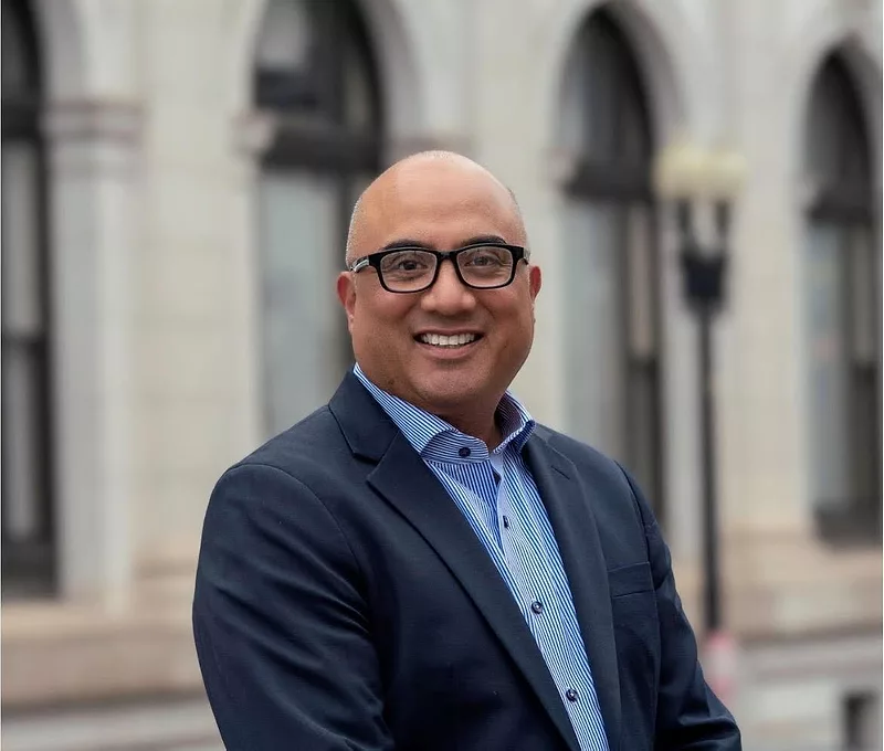 Ron Estrada FJ photo.jpg