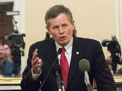 Steve Daines USDA.jpeg