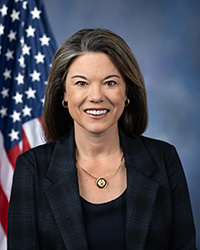 ANGIE-CRAIG-200x250-CONTINUUM.jpg