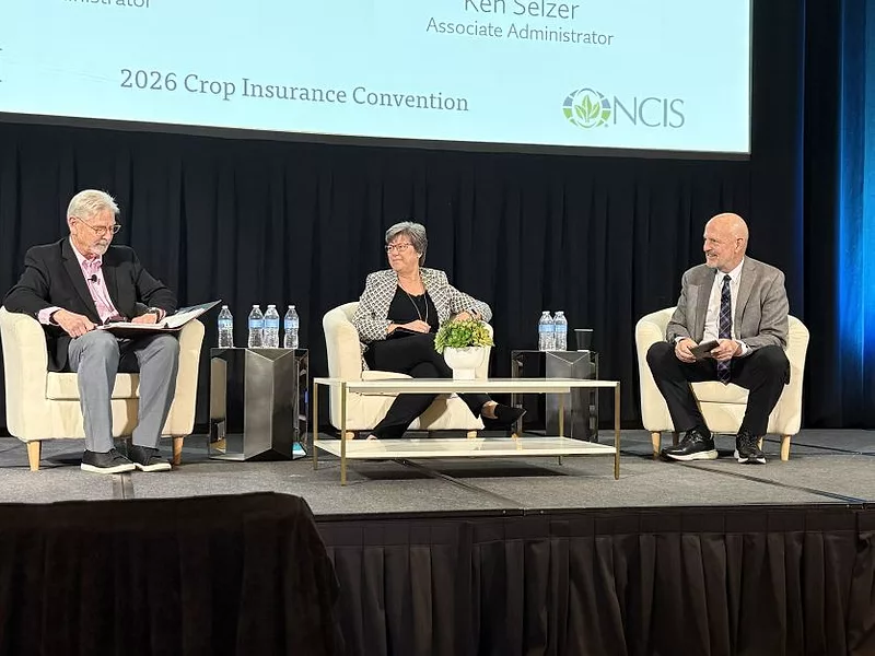 Tom Zacharias Pat Swanson Ken Selzer.CIIC agri-pulse photo.jpg