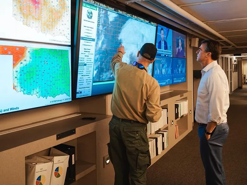 Stitt-wildfire-briefing-OK-state-photo-Feb2026.jpeg