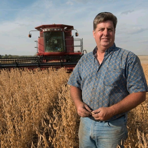 Dave-Walton-ASA-soybean-farmer-LinkedIn-photo.jpeg