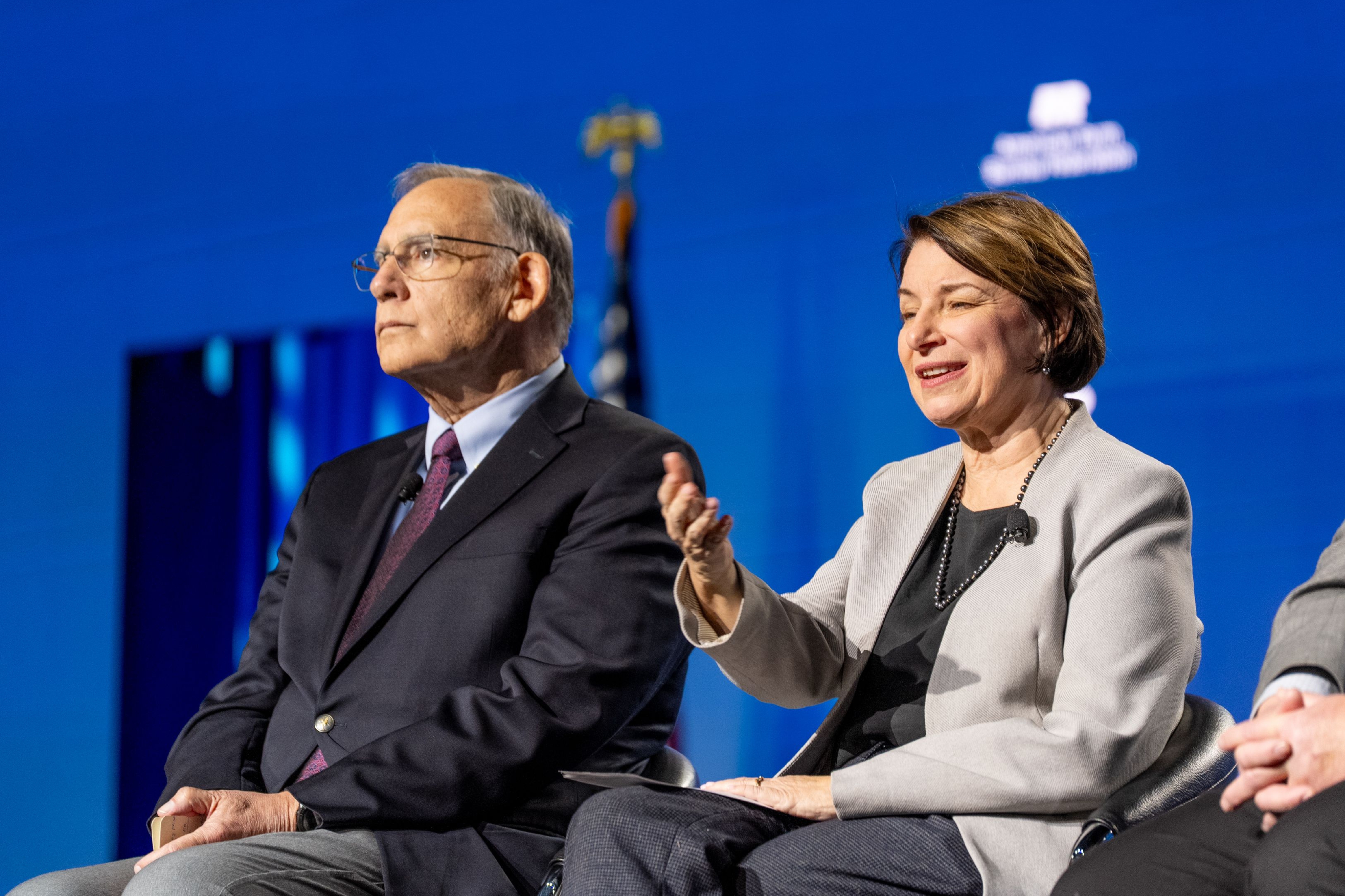 Boozman Klobuchar AFBF photo.jpg