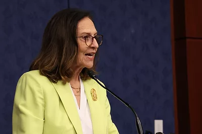 Sen. Deb Fischer Nebraska NAFB WW OW 2026.jpg