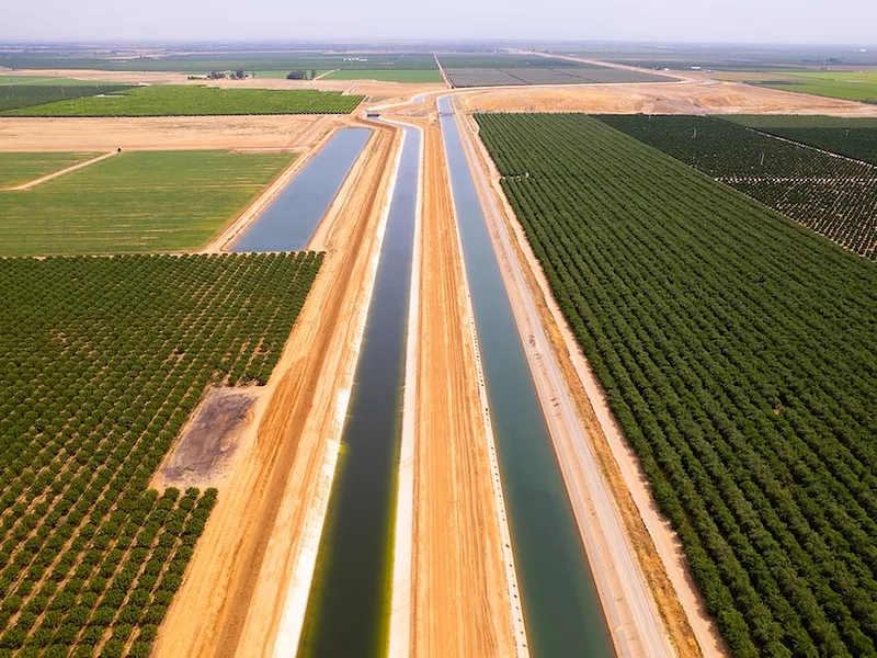 Friant-Kern Canal.jpg