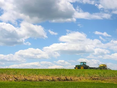 Land_tractor.jpg