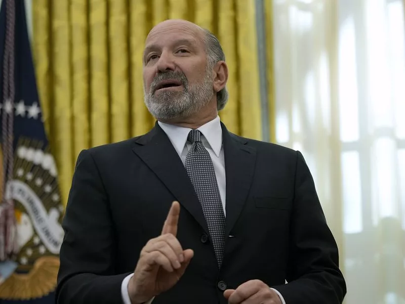 Howard-Lutnick-Ap.jpg