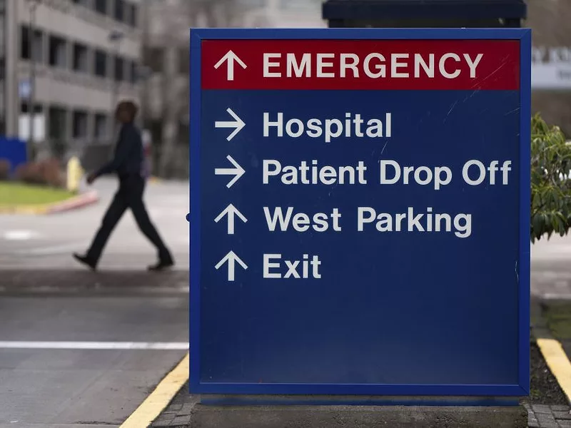 Hospital-entrance.jpg