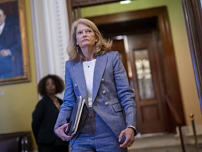 Murkowski-A-P-photo.jpg