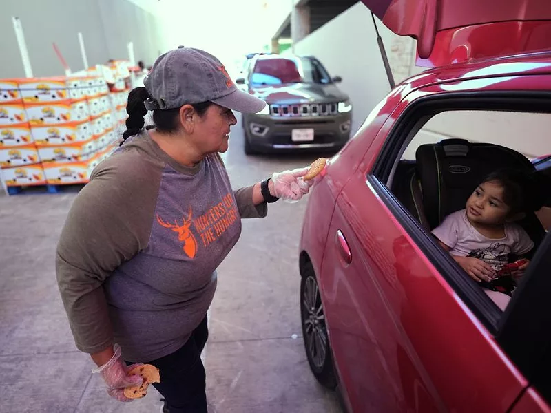 San Antonio food bank AP.jpg