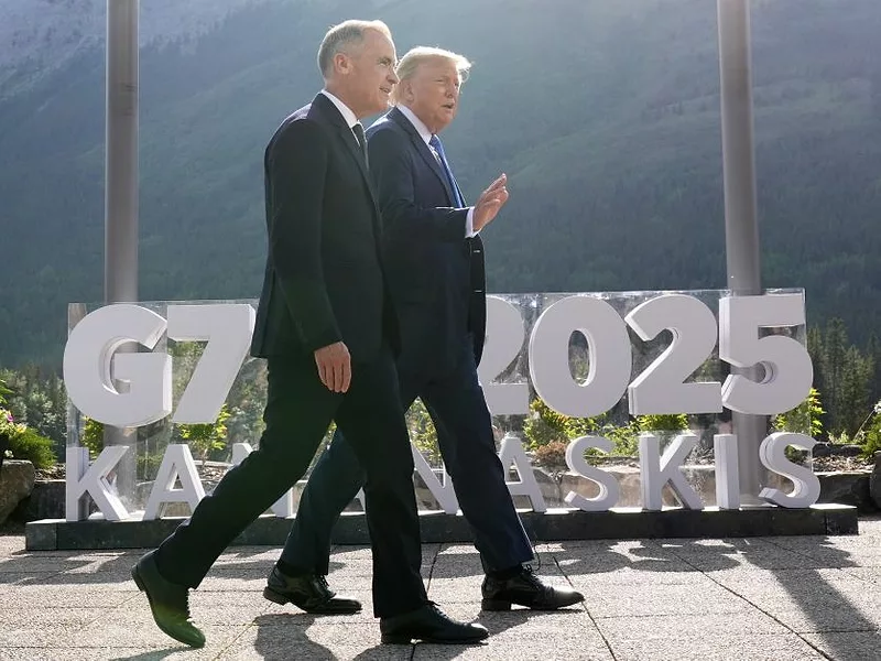 Trump-Carney-AP.jpg