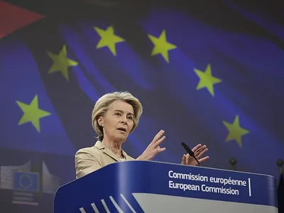 von-der-leyen-AP.jpg