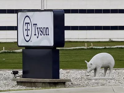 Tyson-Waterloo-plant-AP-photo.jpg
