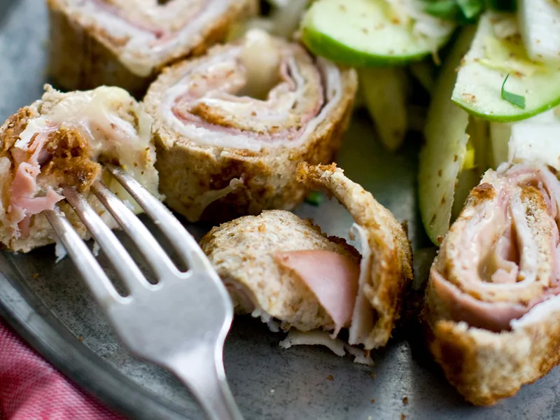 AP_April_23_chicken_cordon_bleu.jpg