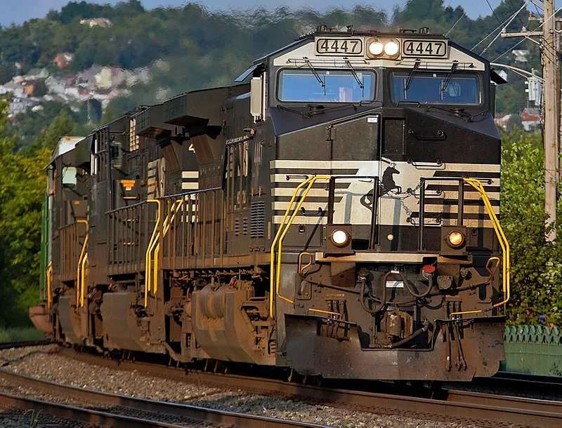 AP_Nov_22_Locomotive_train.jpg