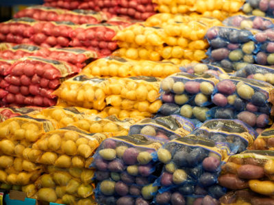 AP_Nov_22_groceries_potatoes.jpg