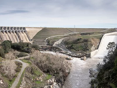 Folsom spillway