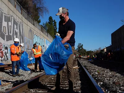 Newsom rail cleanup