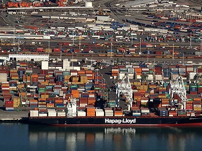 Port of Oakland aerial