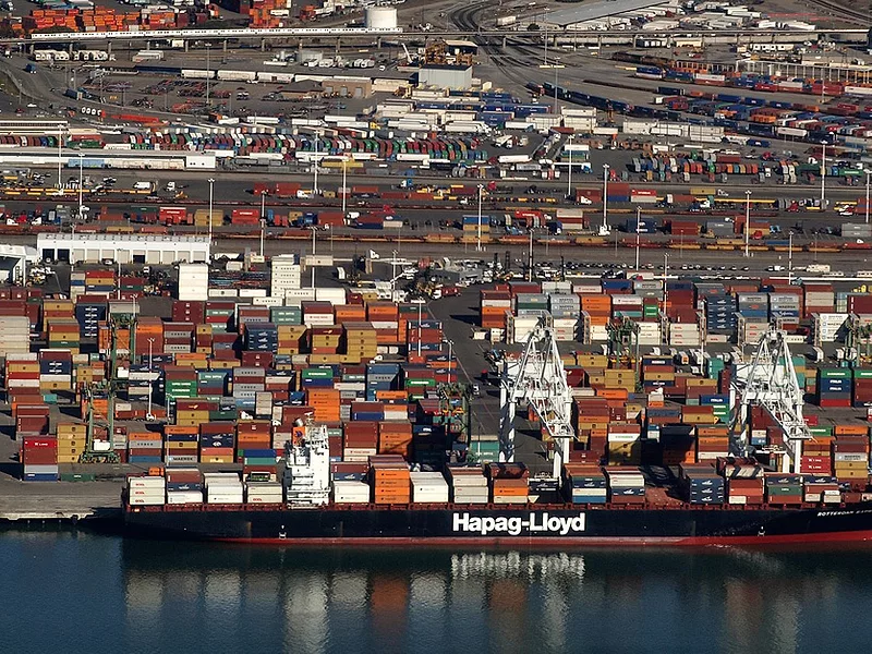 Port of Oakland aerial