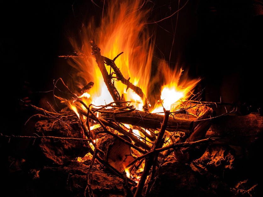 fire burn sticks