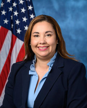 Yadira-Caraveo-300.jpg