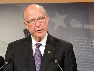 Sen. Pat Roberts, R-Kan.