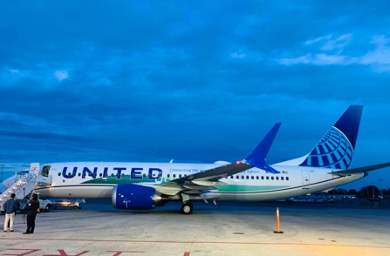 United Airlines Plane