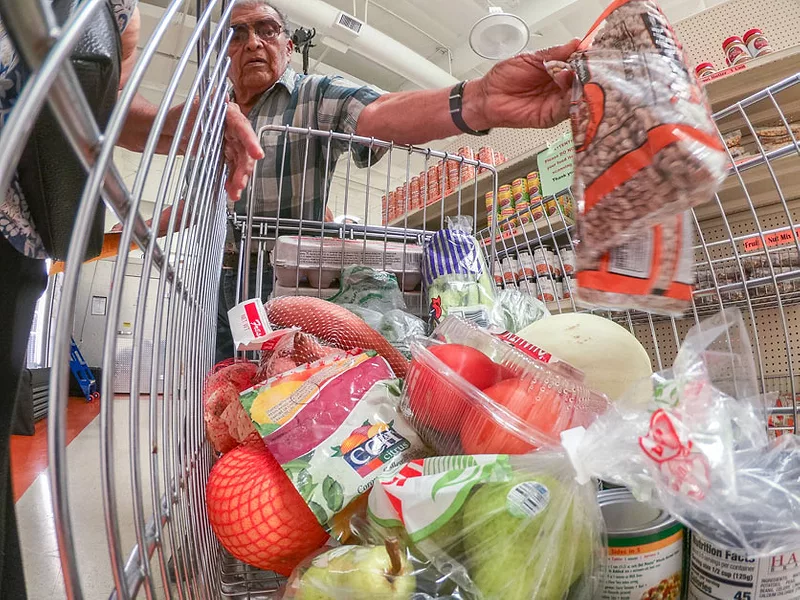 filling_shopping_cart.jpg