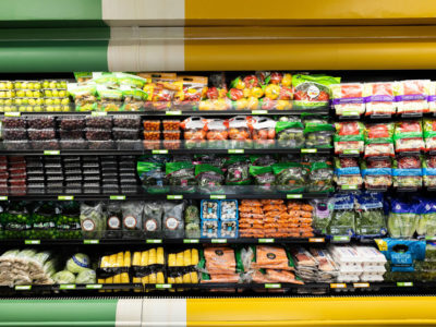 grocery-store-vegetable-aisle.jpg