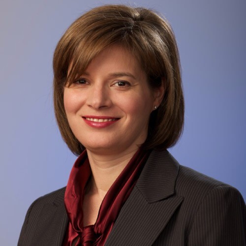 Betsy Flores
