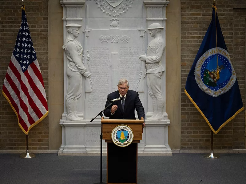 Vilsack-flags-wide-shot.jpg