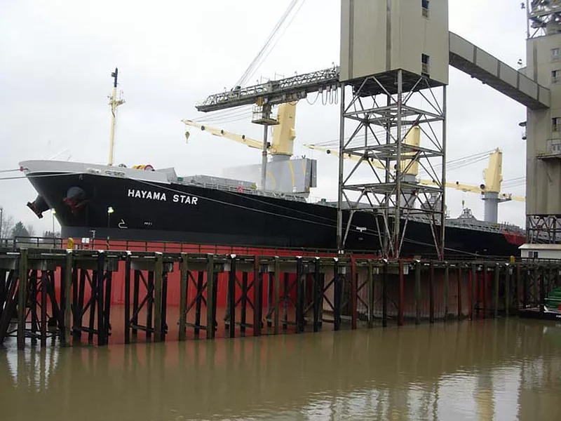 Panamax836