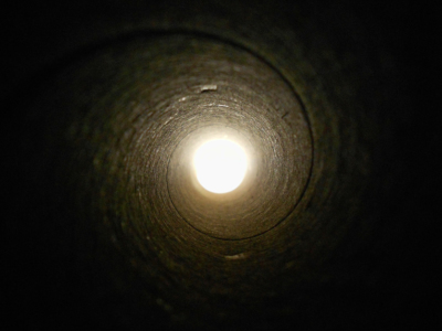 Underground pipeline light