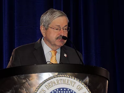 Iowa Governor Terry Branstad
