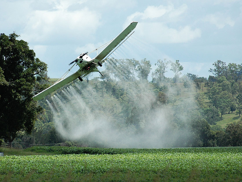 cropduster_chemicals_crops