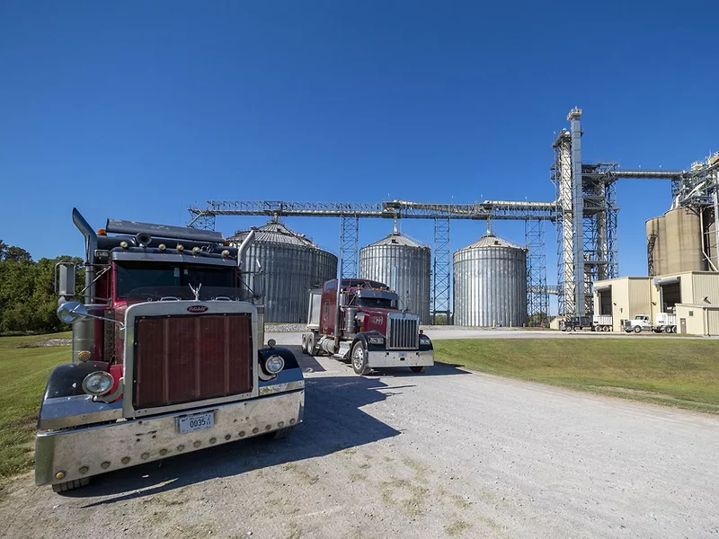 Grain elevator