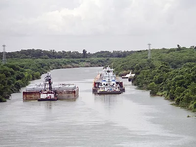 Barge3