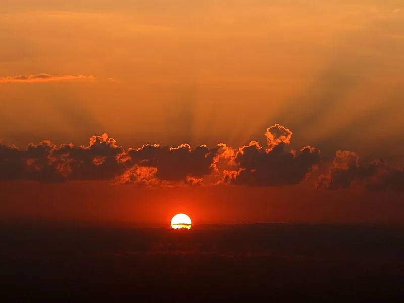 Daybreak-RedSky-836