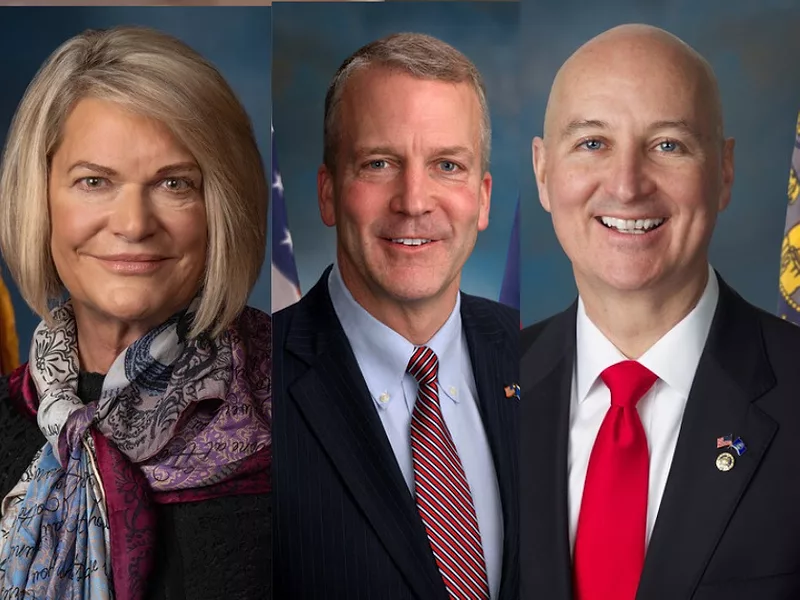 Senators Lummis, Sullivan, Ricketts